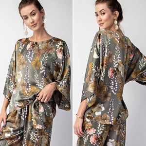 Easel Olive Floral Satin Top Small NWT
